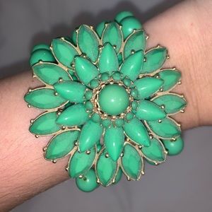 Green Beaded Flower Bracelet